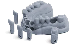 Sivi 3D štampani zubotehnički modeli